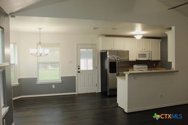 Foto del edificio - 4205 Pepper Mill Hollow