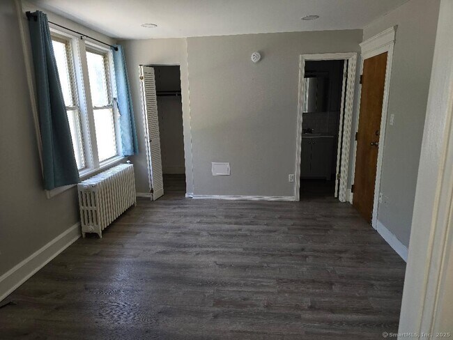 Foto del edificio - 158 Boyden St