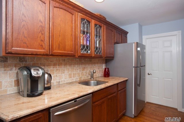 Foto principal - 30 Whalers Cove Dr