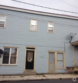 Building Photo - 7 N Washington St