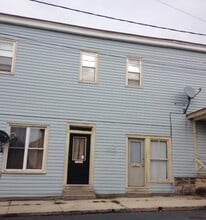 Building Photo - 7 N Washington St
