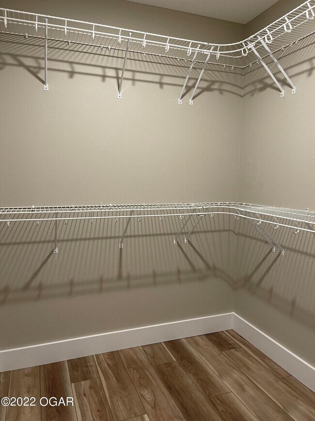 Foto del edificio - 1923 N St Louis Ave