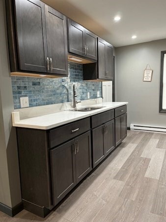 Building Photo - 33 Chestnut St