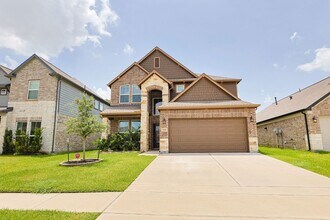 Building Photo - 5511 Gothic Oak Dr