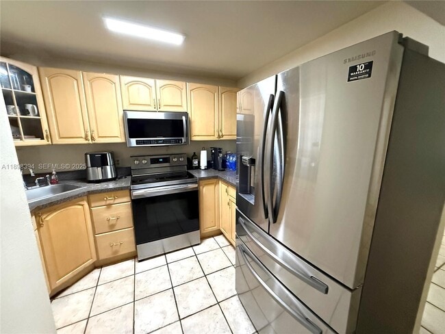 Foto del edificio - 10850 W Flagler St