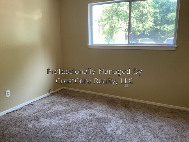 Foto del edificio - 818 N Highland Ave