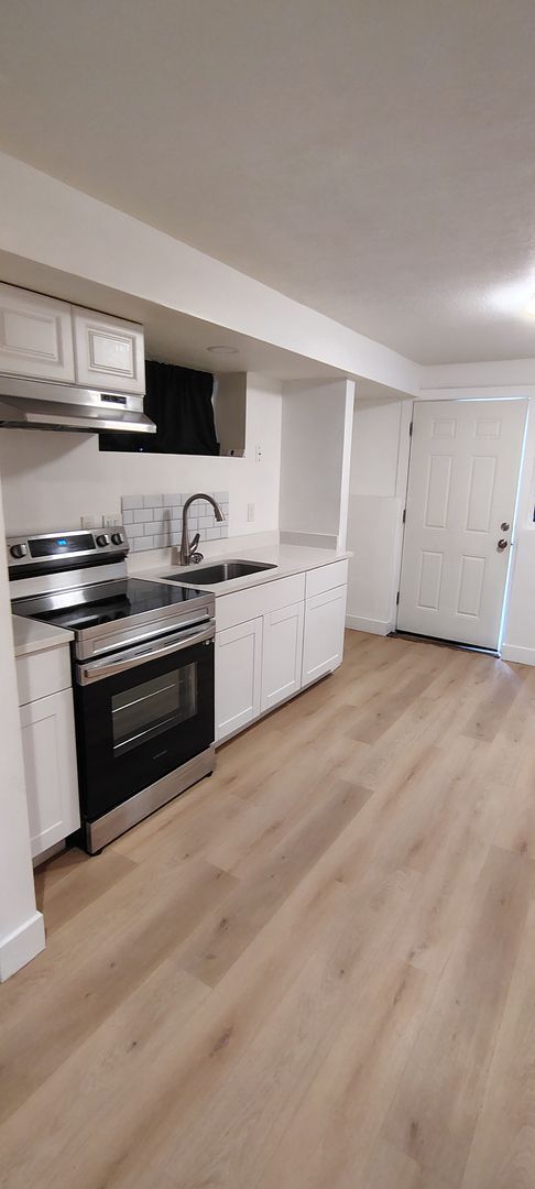 Building Photo - Amazing Basement home for a great value!