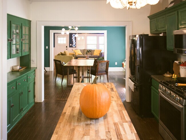 Foto del edificio - 37 Tunnel Blvd