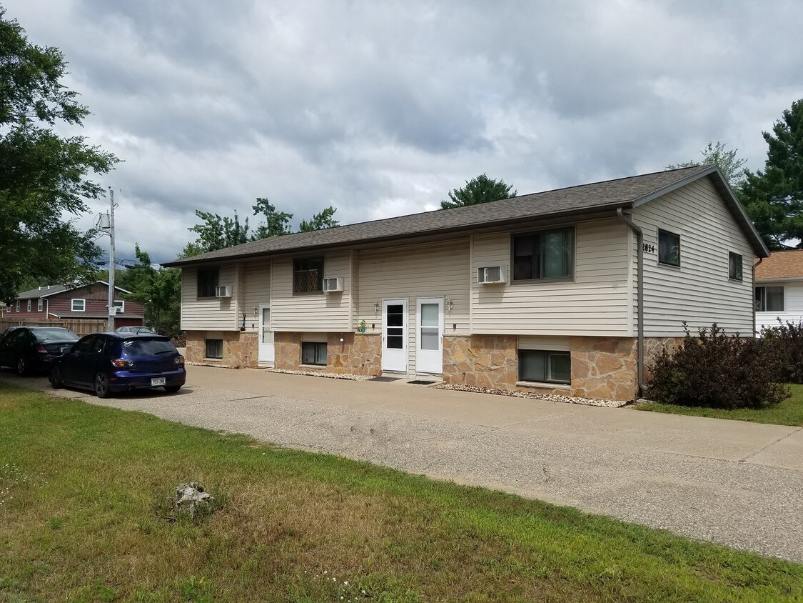 Foto principal - 2824 Frontenac Ave