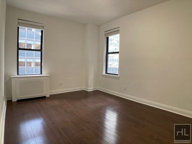 Foto del edificio - EAST 46 STREET