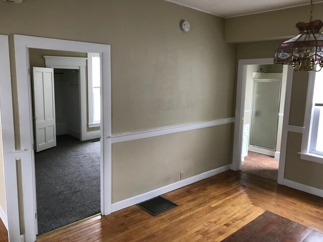 dining room - 395 Maple St