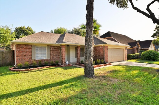 Building Photo - 16431 Camino Del Sol Dr