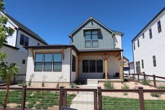 Building Photo - 3069 N Stardew St