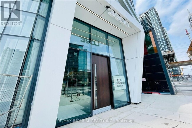 Building Photo - 3900-3900 Confederation Pkwy