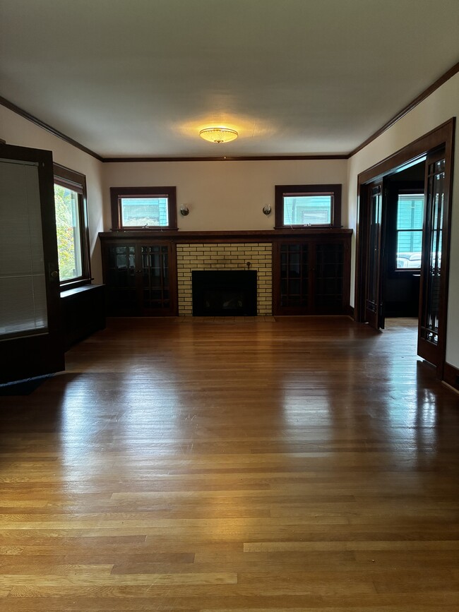 gas fireplace and built in bookcases - 2814 SE Yamhill St