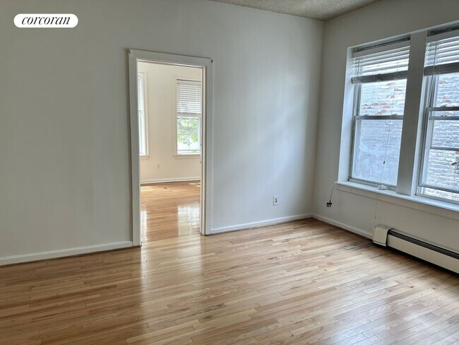 Building Photo - 39 Rockaway Pkwy