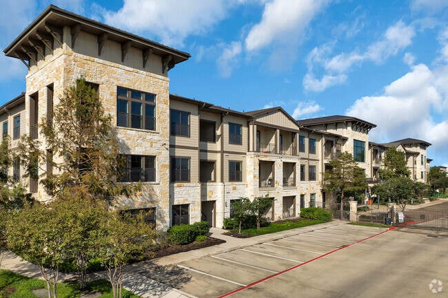 Primary - ELEVATE Spring Crossing