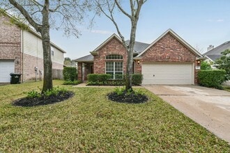 Building Photo - 5911 Mettler Ln