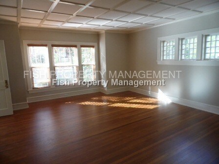 Building Photo - 1116 Woodmont Ave
