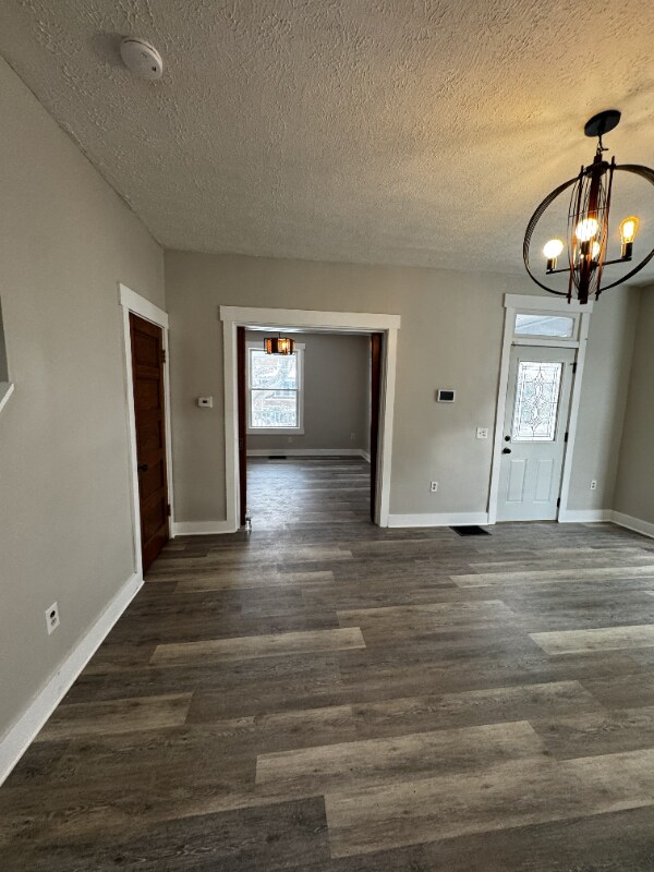 Foto del edificio - 53 N Oakley Ave