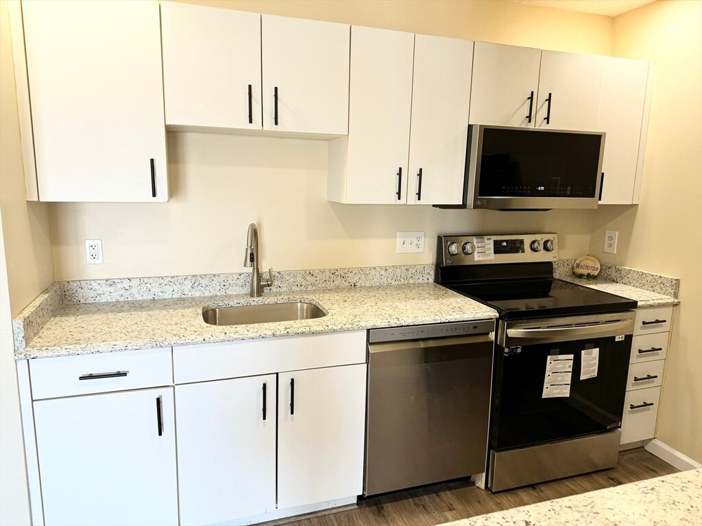 Foto principal - 336 Adams St