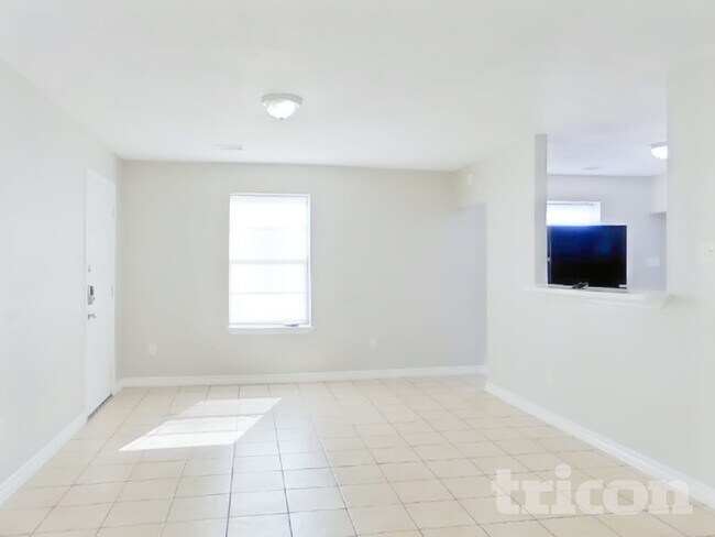 Foto del edificio - 3522 Tangerine St