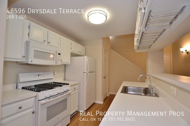 Foto del edificio - Beautifully Maintained 2 Story 2 Bedroom 2...