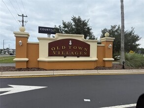 Building Photo - 260 Old Village Center Cir