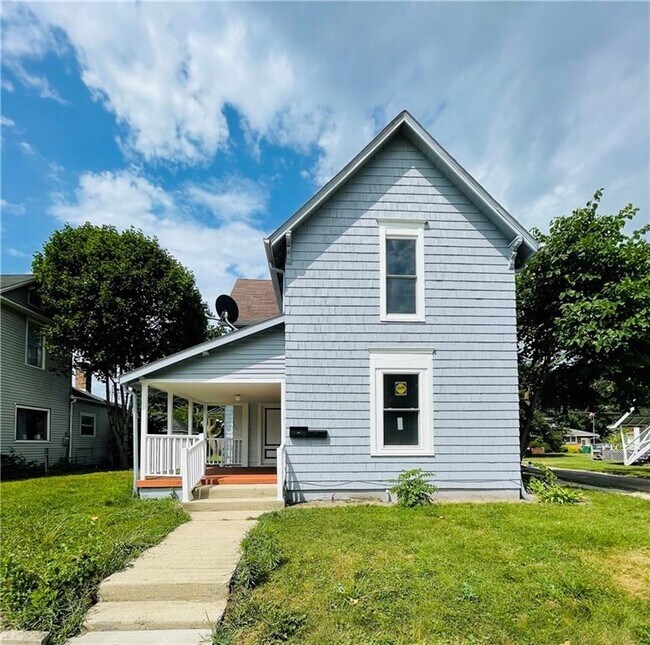 Building Photo - 510 N East St