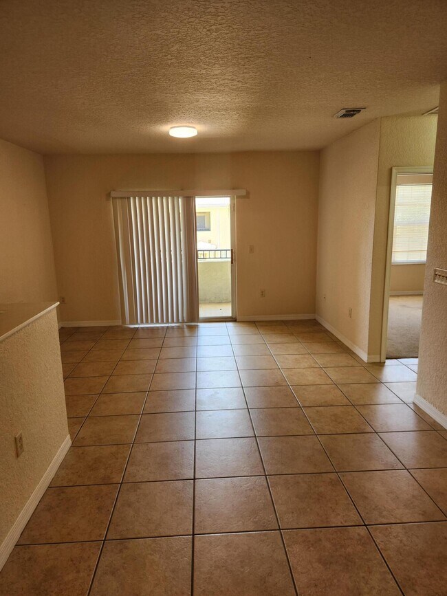 Foto del edificio - 146 SW Peacock Blvd