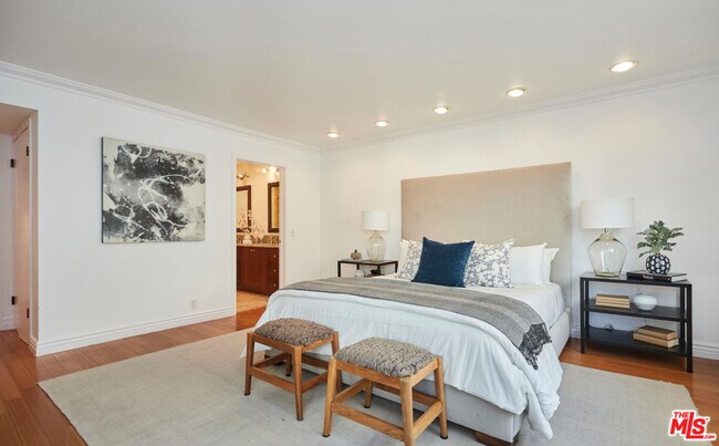 Building Photo - 1228 11th St