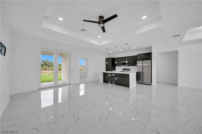 Foto del edificio - 325 Paulcrest Ave