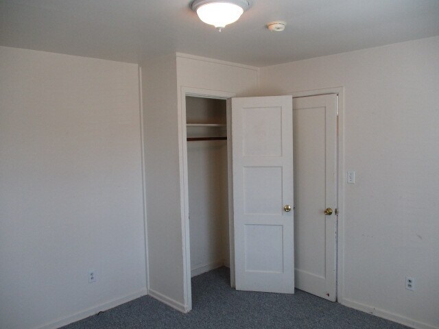 Building Photo - 262 N 11th St