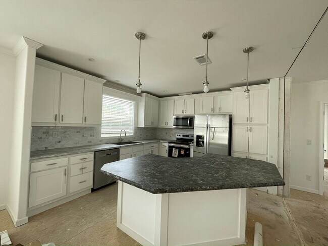 Foto del edificio - 2914 Stallion Ct