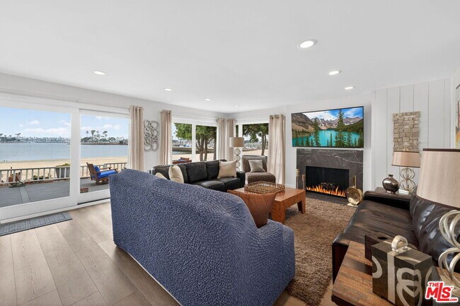 Foto del edificio - 6819 E Ocean Blvd