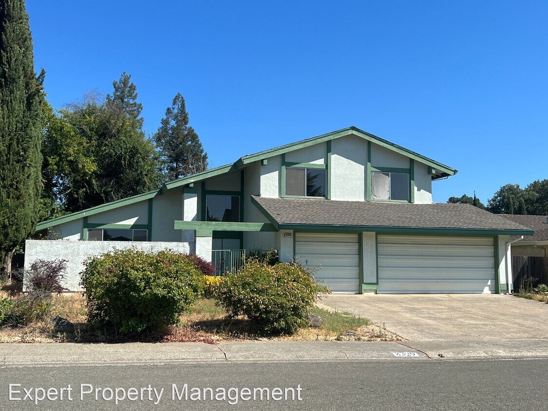 Primary Photo - 4 br, 2 bath House - 8329 Canyon Oak Dr