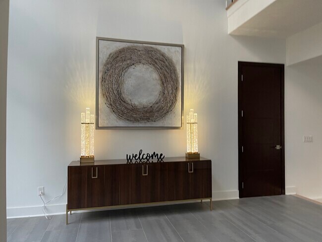 Building Photo - 630 Colebrook Ct NW