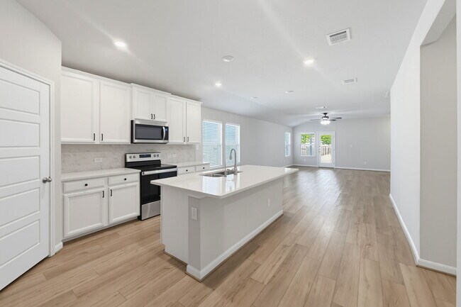 Building Photo - 3045 Casillero St