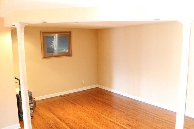 Foto del edificio - 10316 Cherrywood Ln