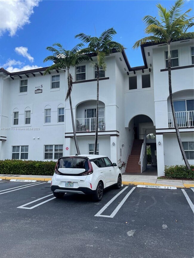 Foto del edificio - 8800 NW 97th Ave