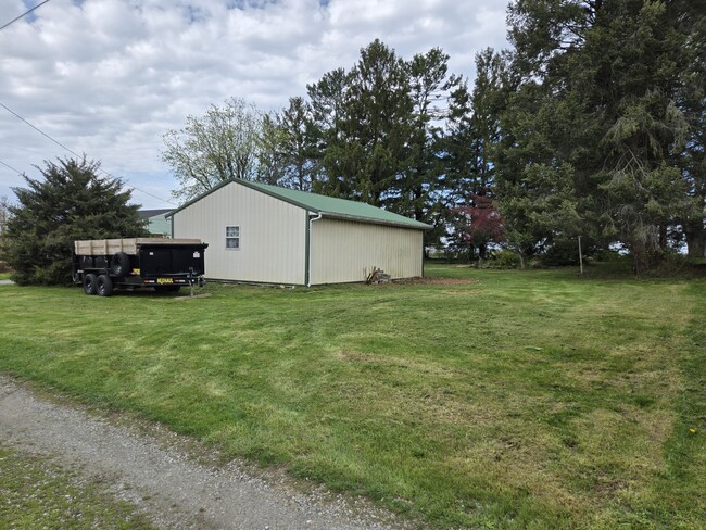 Building Photo - 1857 Westside Ln