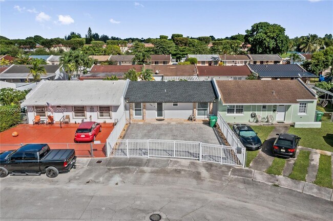 Foto del edificio - 4361 SW 129th Pl