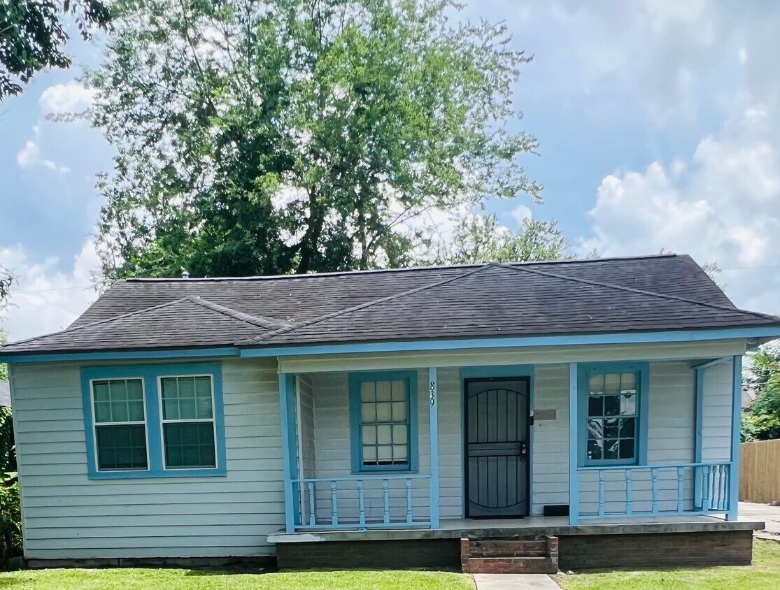 Foto principal - 839 Violet St