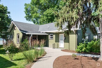 Building Photo - 438 W Stansifer Ave