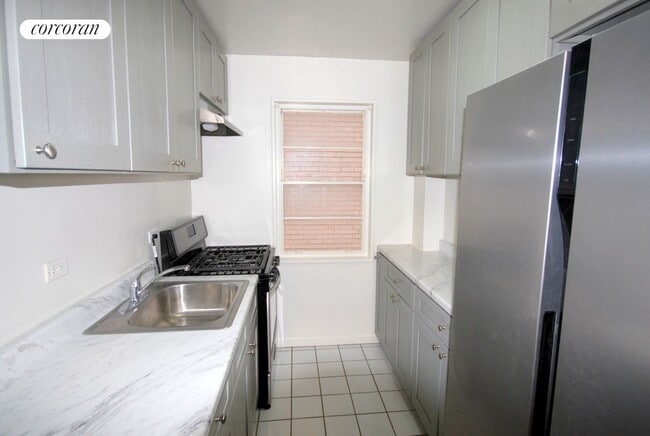 Foto del edificio - 109-33 71st Rd