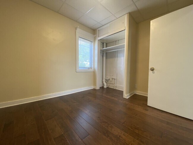 Foto del edificio - 311 America Ave NW