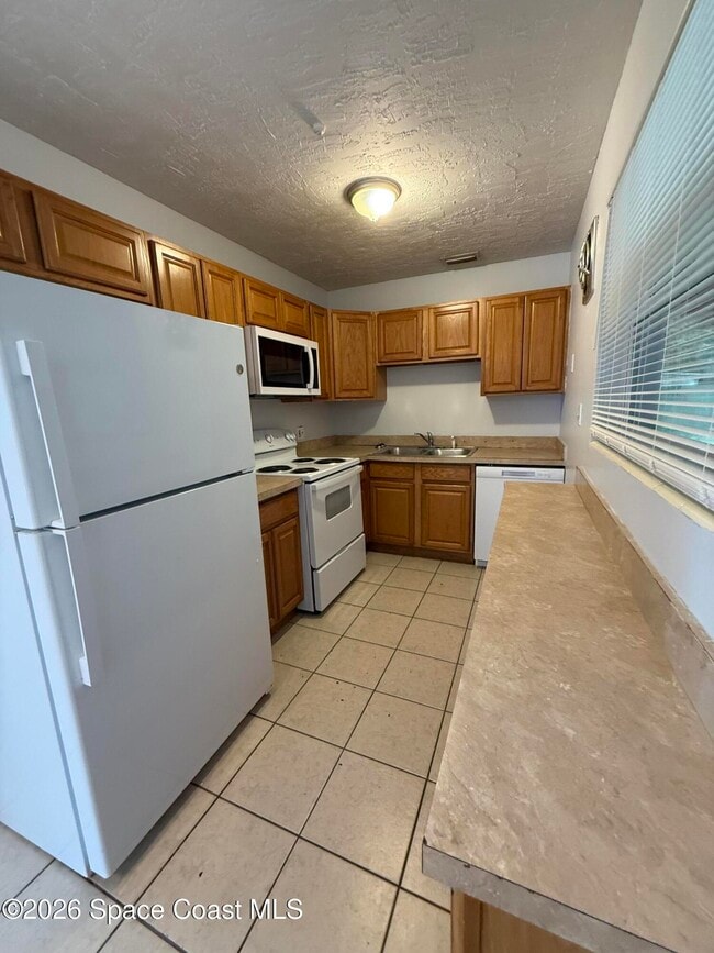 Foto del edificio - 1218 Willow Ln