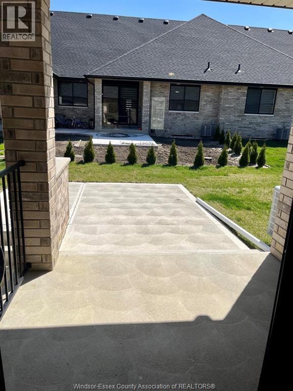 Photo du bâtiment - 402 Westcott Rd