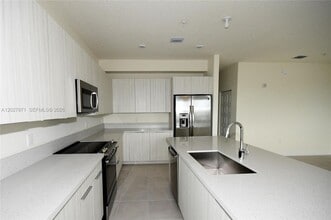 Building Photo - 4700 NW 84th Ave