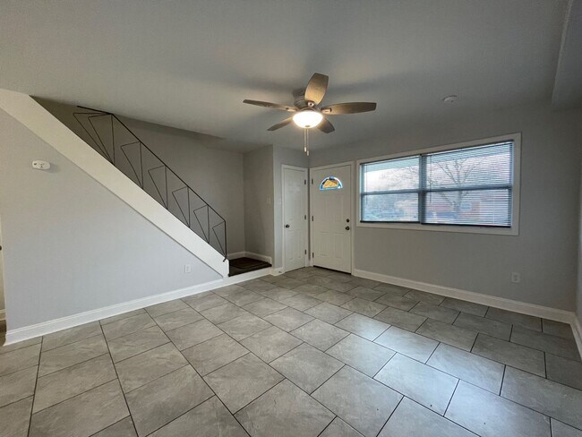 Foto del edificio - Fully Renovated 3BR/1BA in New Castle!